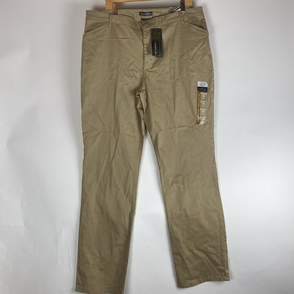 Lee All Day Pants Khaki Relaxed Fit Straight Leg Womens Size 18 Tall - Picture 1 of 13